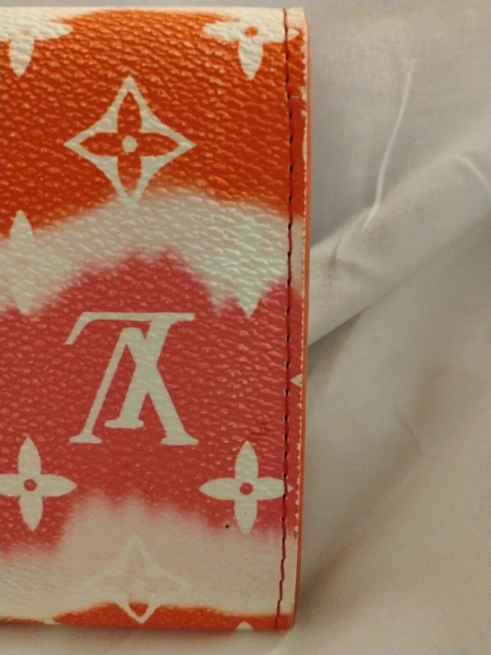 Louis Vuitton Wallet - Picture 10 of 14